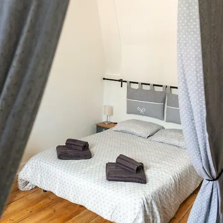 L'étoile De Étretat