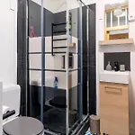 L'etoile De *