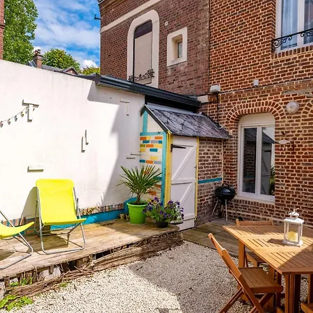 Holiday home L'etoile De *