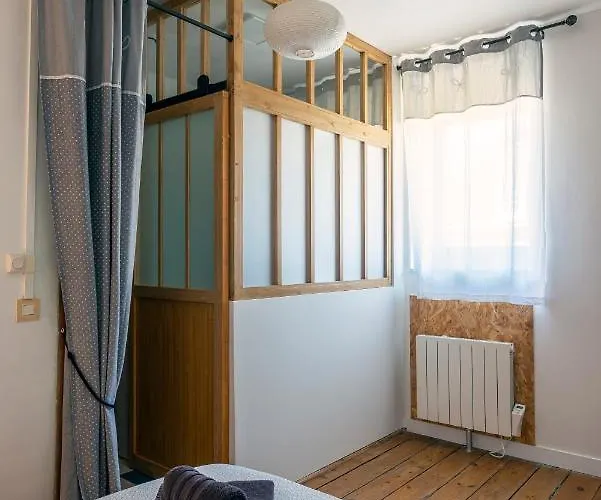 L'etoile De * Étretat