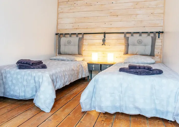 L'etoile De * Étretat